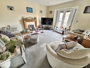 Lounge- click for photo gallery